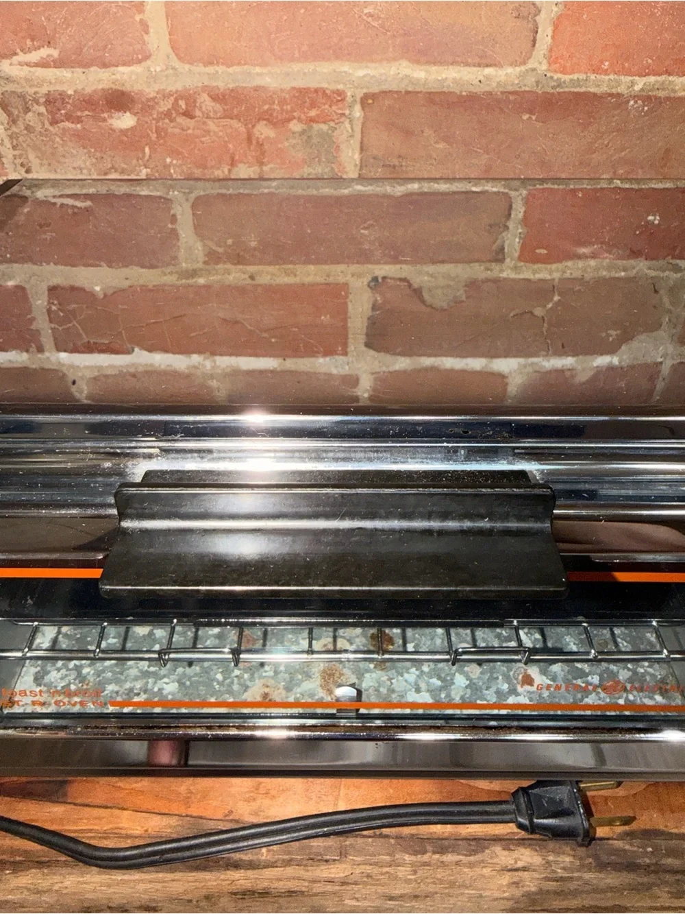Vintage Toast-R-Oven Countertop Toaster Oven with Orange Accents